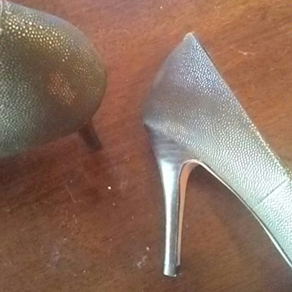 Cole Haan metallic heels - Picture 7 of 7